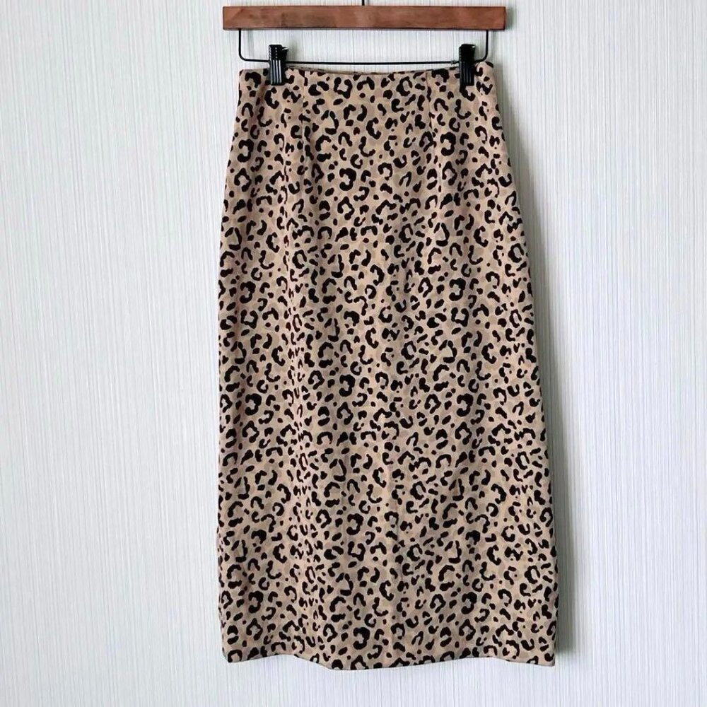 Dane Green Label Relaxing A-Line Skirt